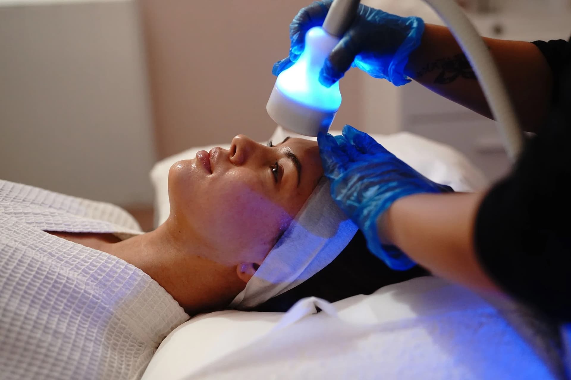CryoLift Facial